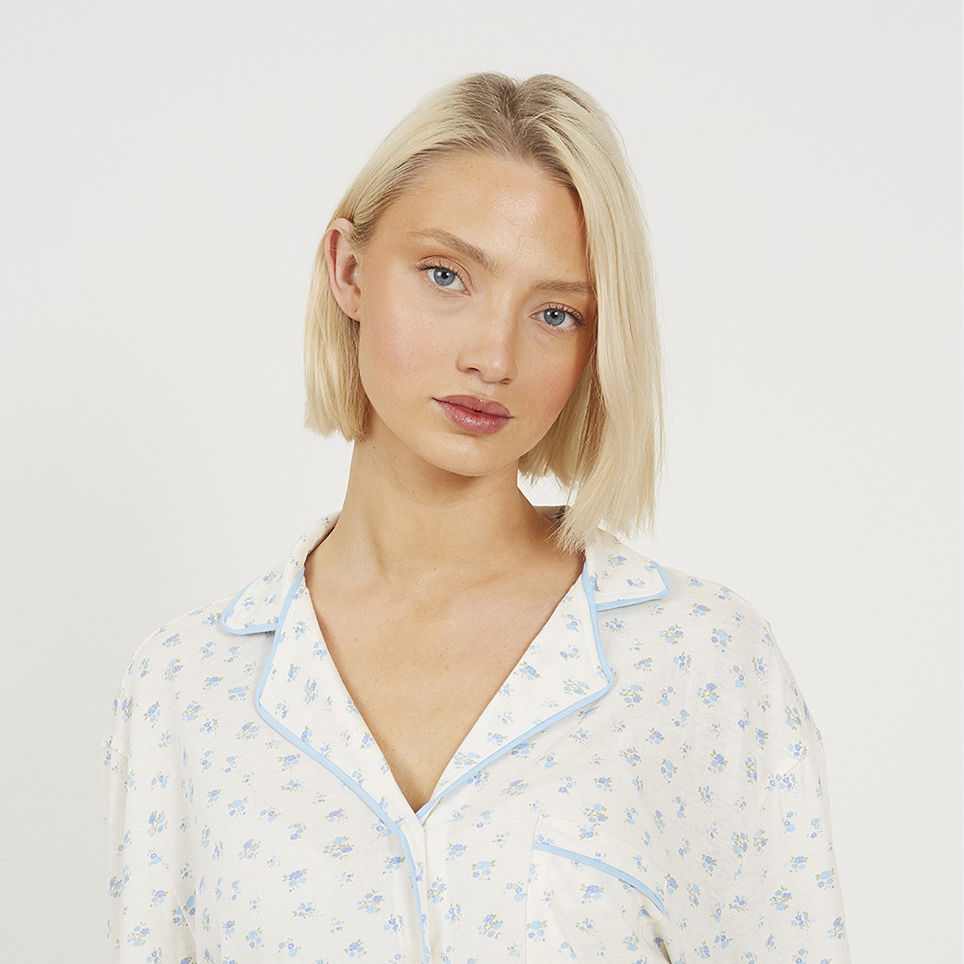 Brave Soul White Printed Long Sleeve Button Down Pyjama Set - White Image 4