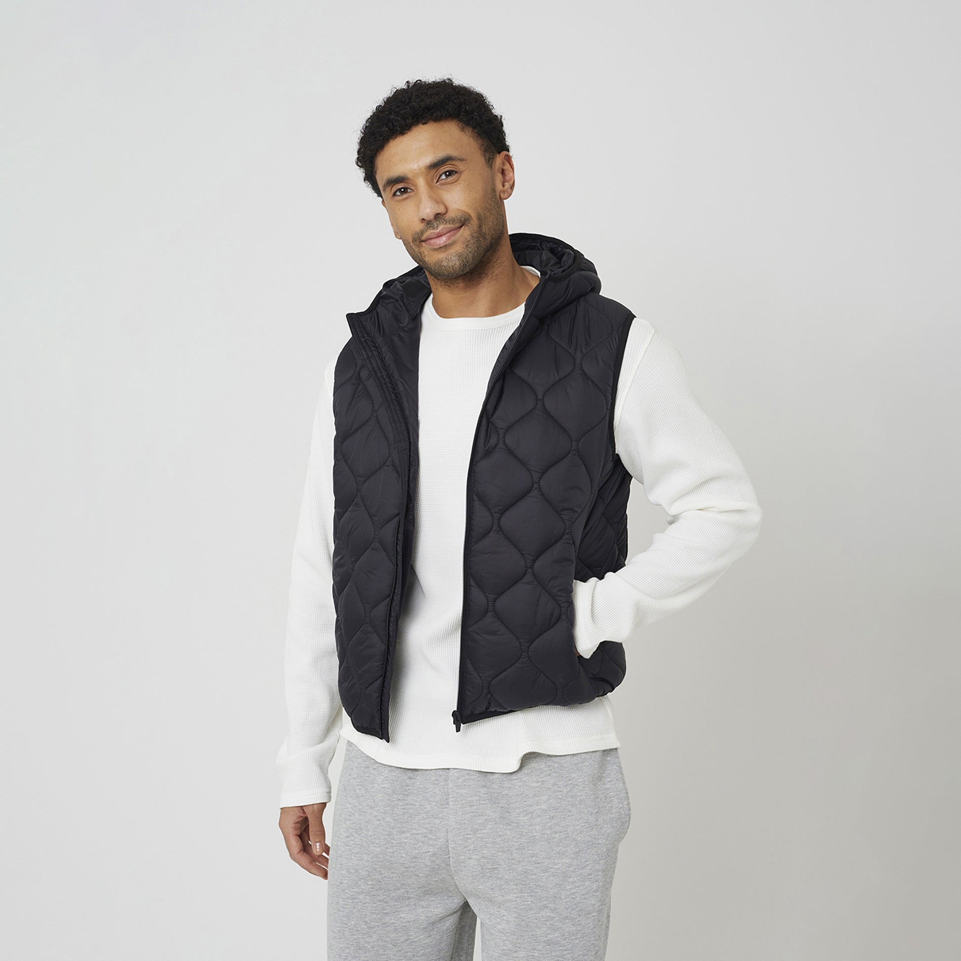 Brave Soul Black Onion Quilted Hooded Gilet - Black Image 1