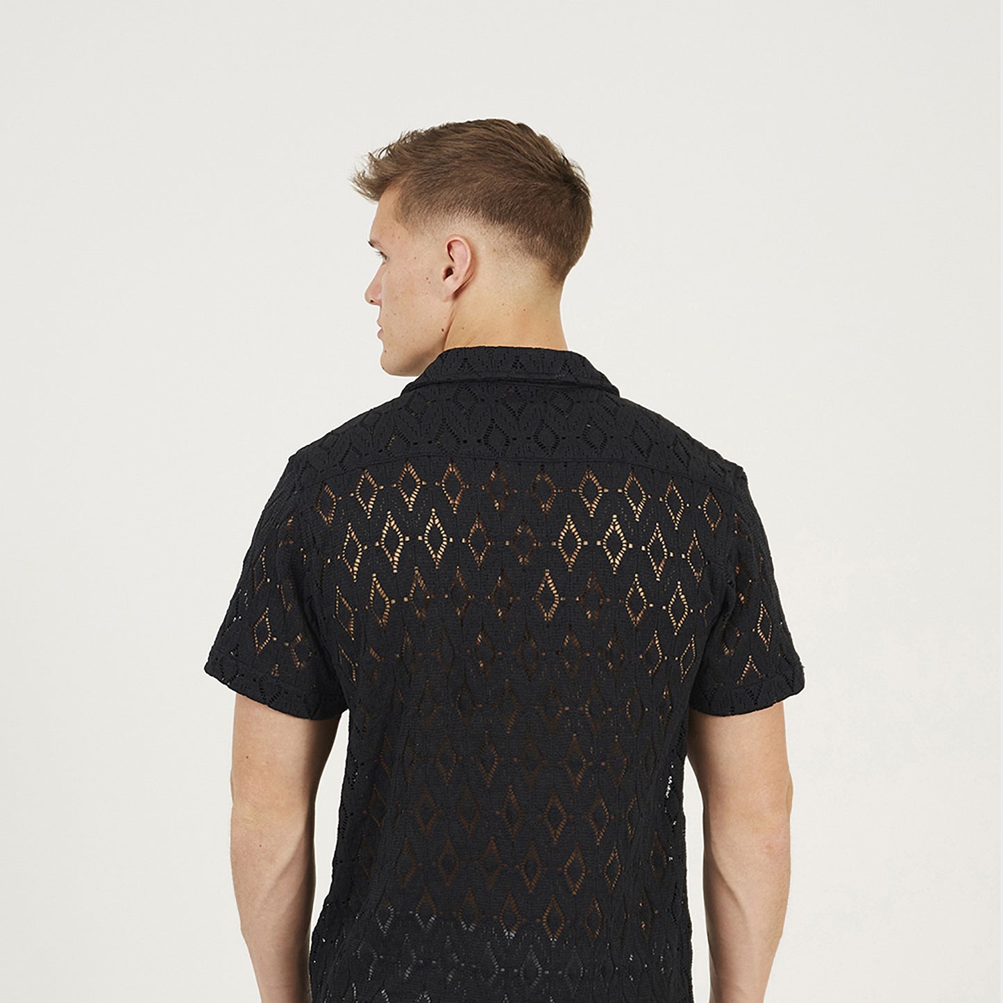 Brave Soul Black Geometric Crochet Short Sleeve Shirt - Black Image 2