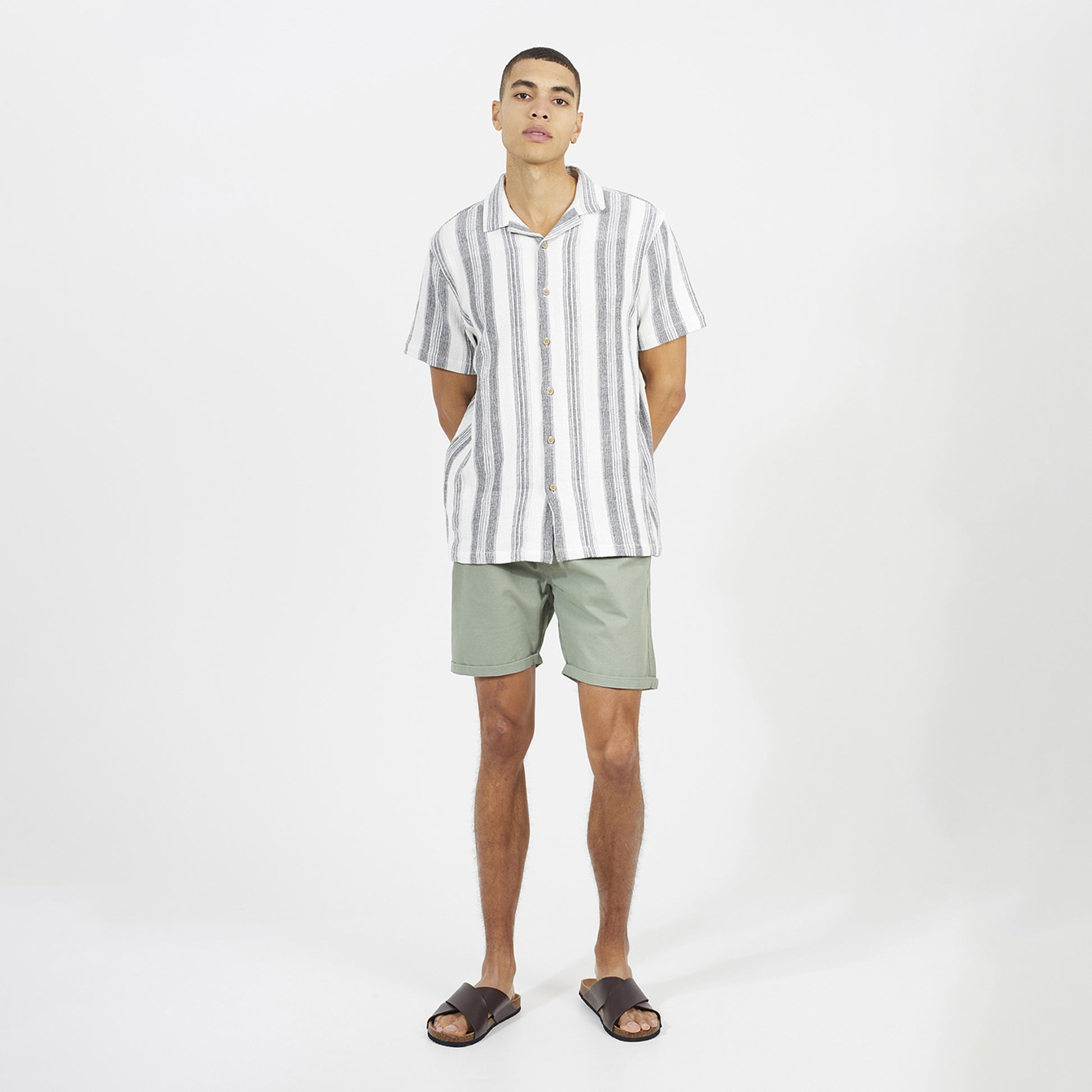 Brave Soul Pale Green Cotton Chino Shorts with Turn Up Hem - Pale Green Image 3