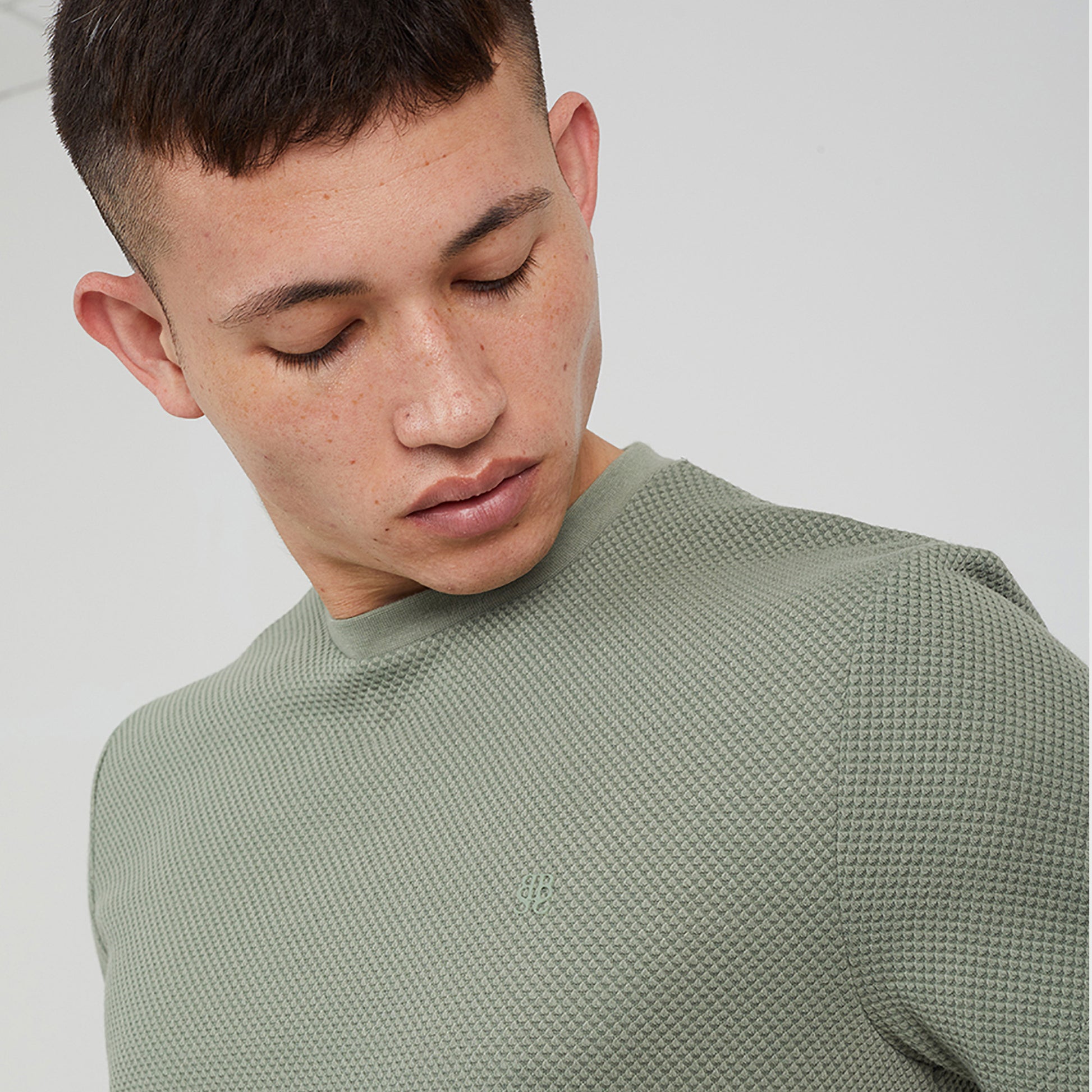 Brave Soul Pale Green Crew Neck T-Shirt - Pale Green Image 4